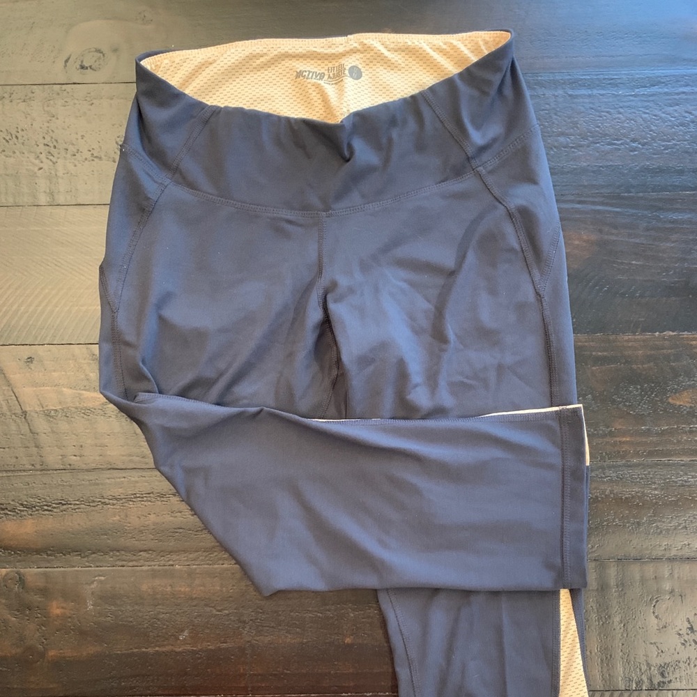 Old Navy leggings